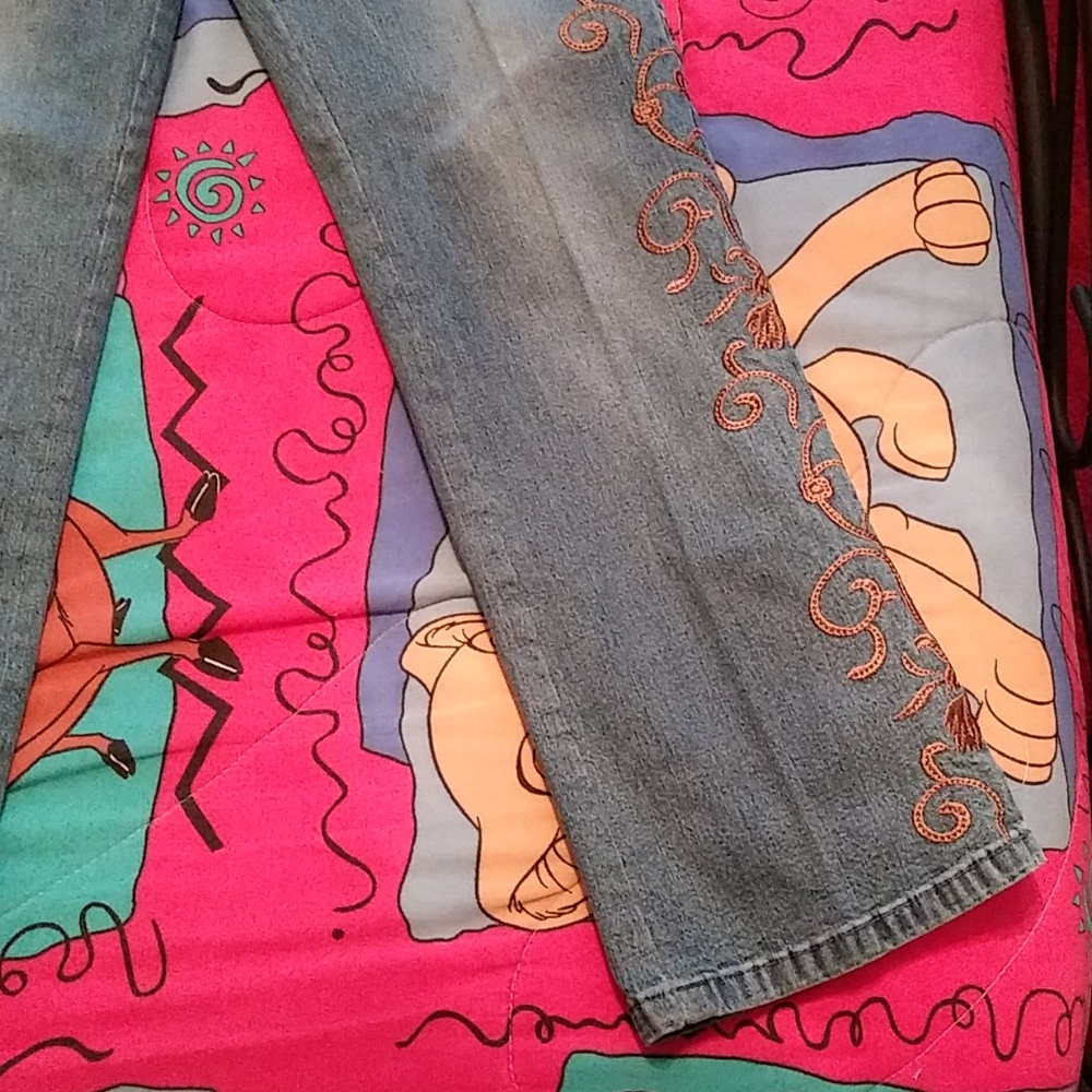 Jeans - Picture 4 of 4